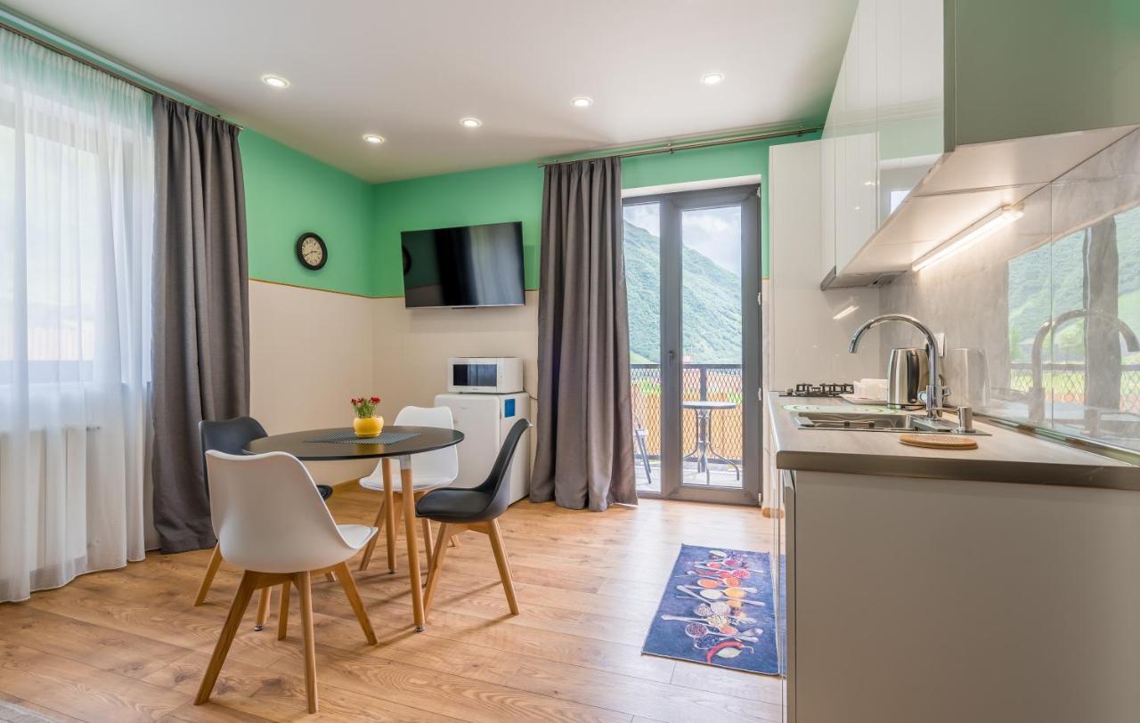 Devdaraki Apartments Kazbegi Eksteriør billede