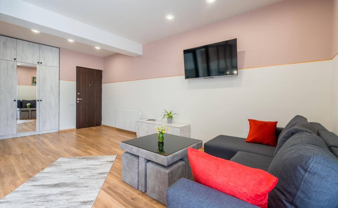 Devdaraki Apartments Kazbegi Eksteriør billede