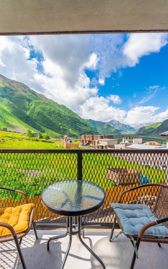 Devdaraki Apartments Kazbegi Eksteriør billede