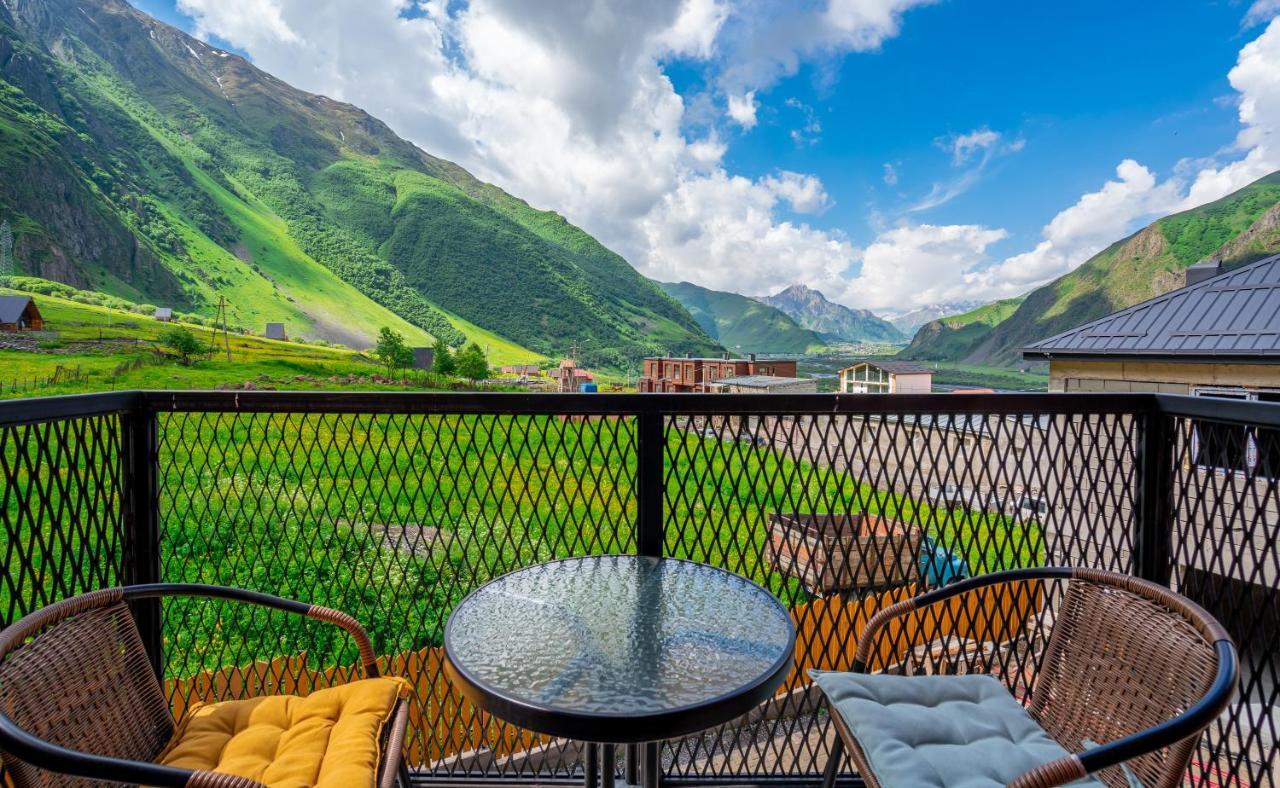 Devdaraki Apartments Kazbegi Eksteriør billede