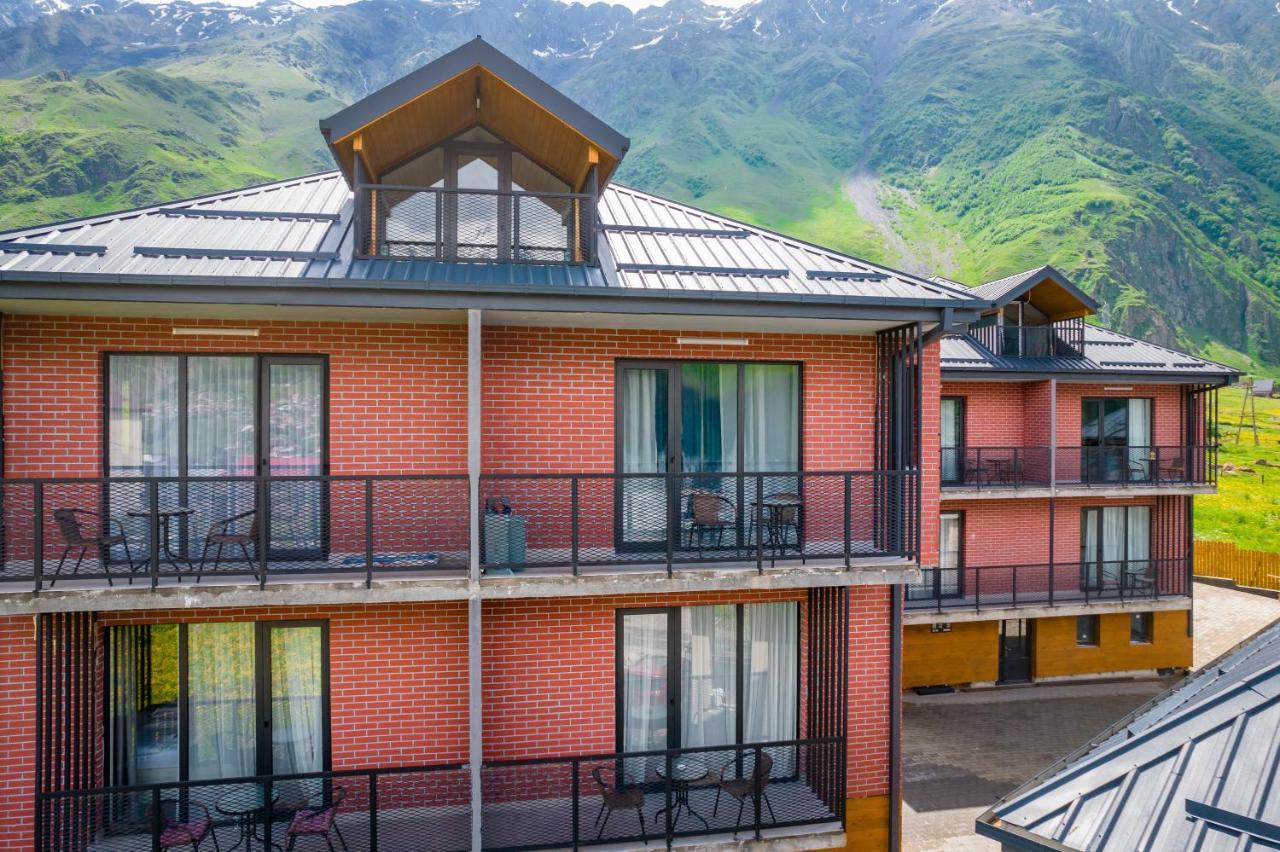 Devdaraki Apartments Kazbegi Eksteriør billede