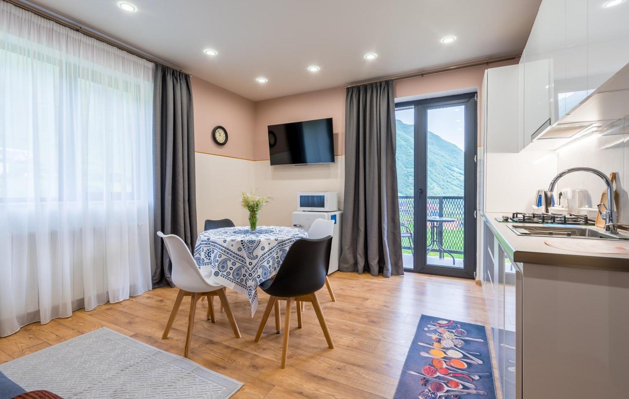 Devdaraki Apartments Kazbegi Eksteriør billede